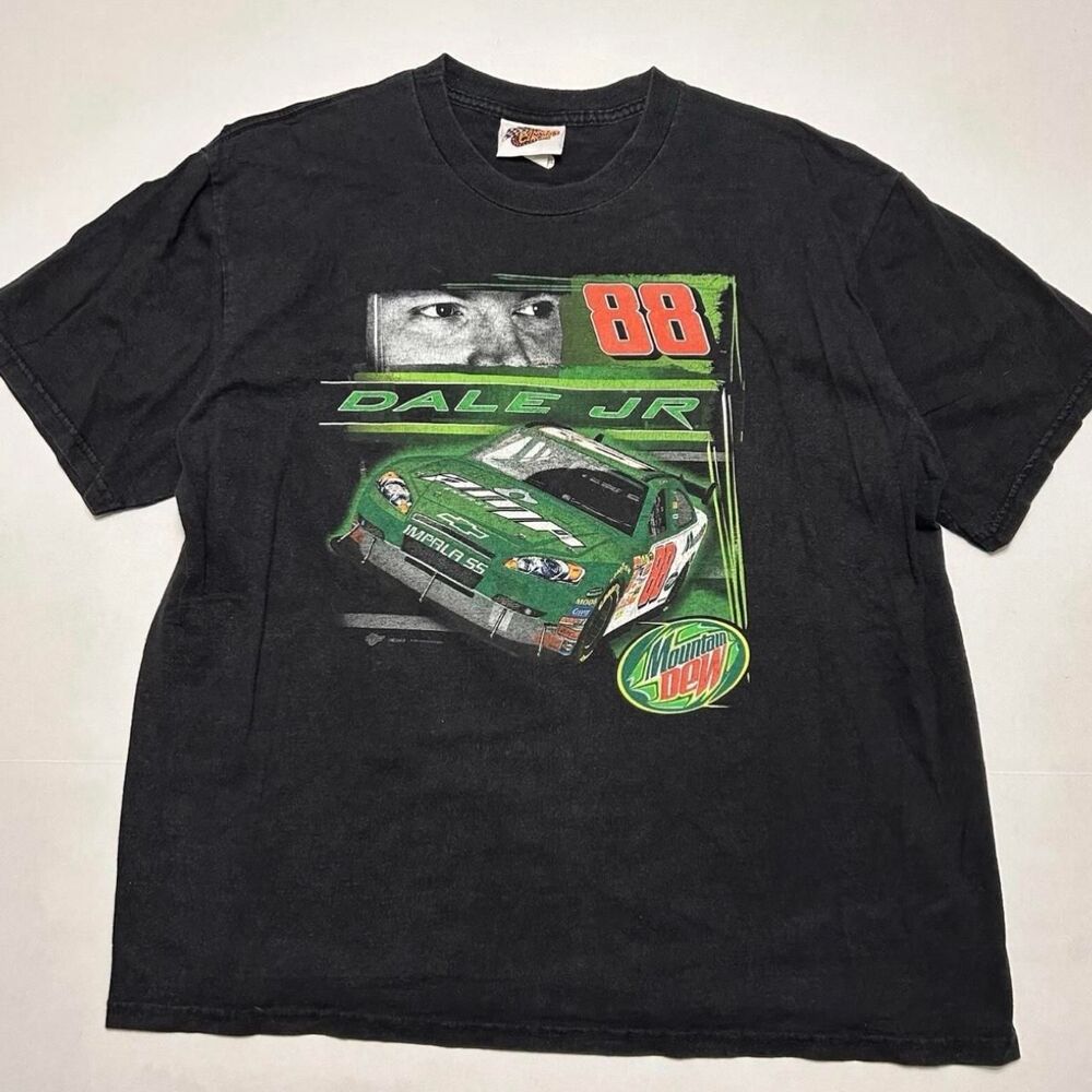 Nascar Men's Black and Grey T-shirt